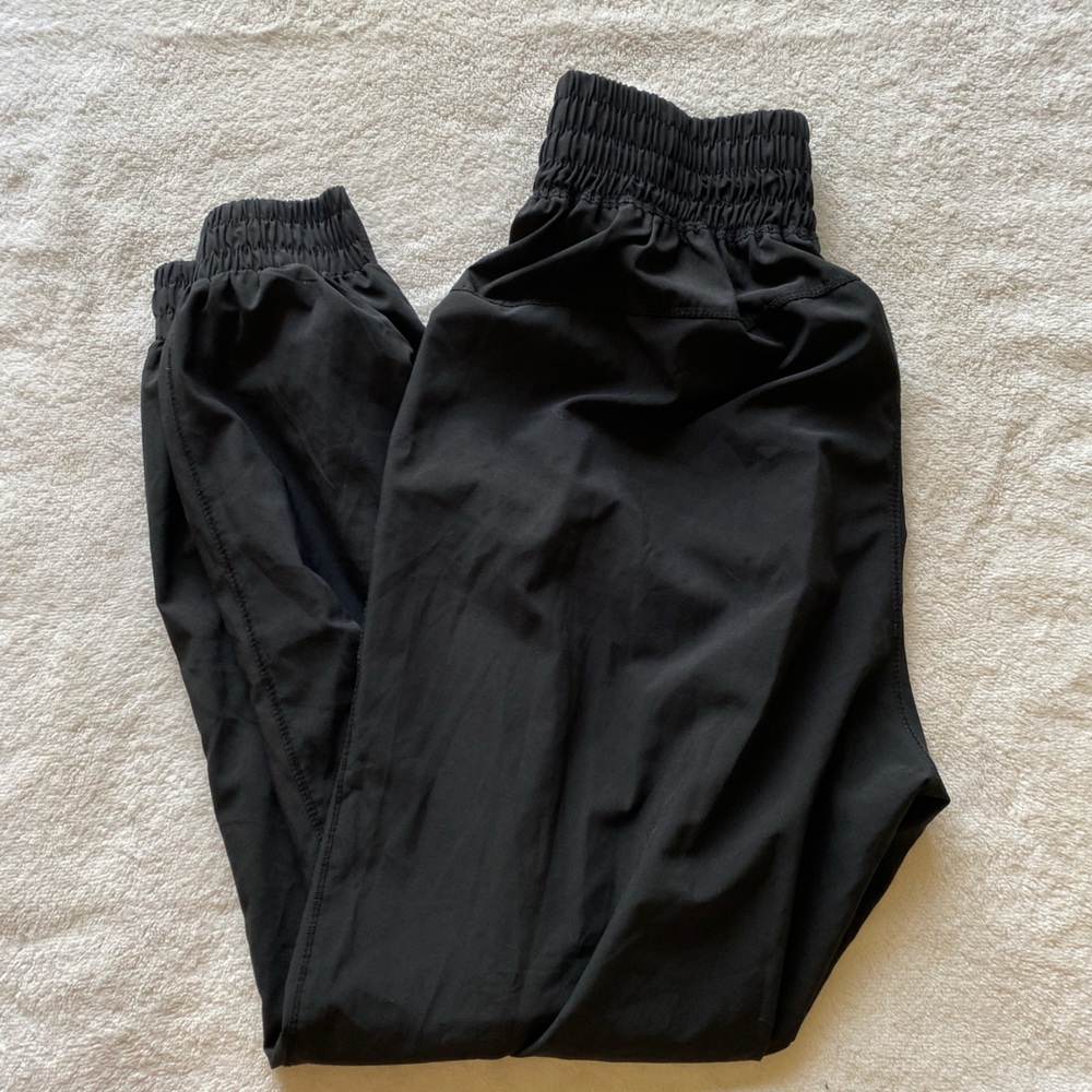 JOGGERS